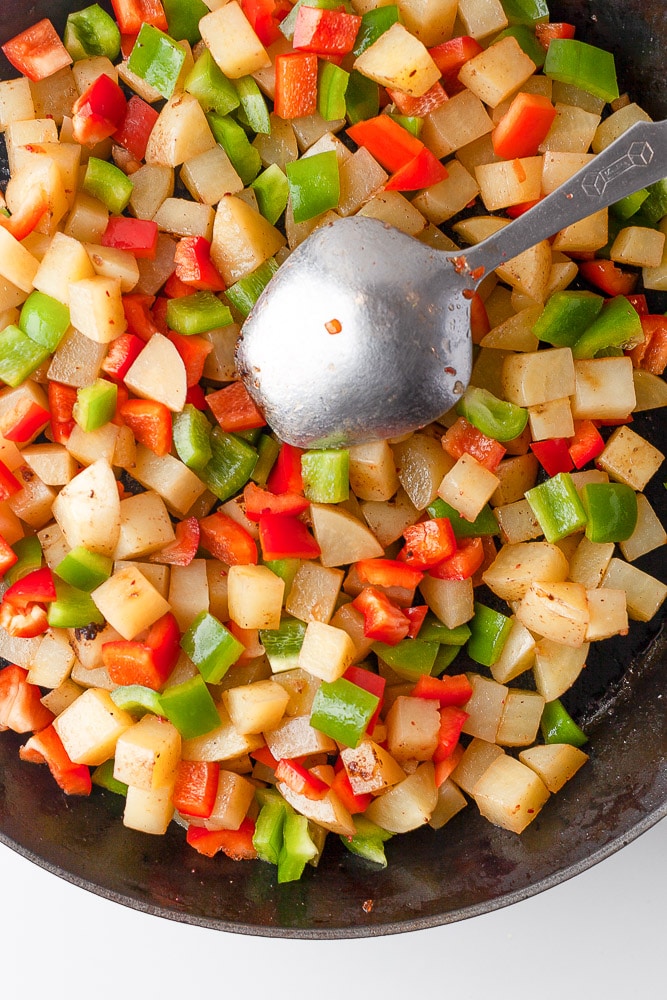 Whole30 Chorizo Breakfast Skillet: Egg-Free, 20 Minute Meal