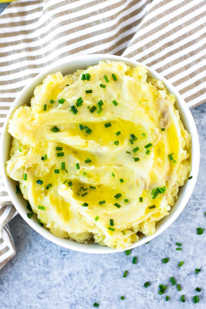 Instant Pot Mashed Potatoes (Paleo, Whole30, Easy)