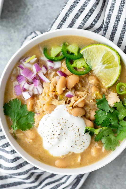 Dairy Free White Chicken Chili (Easy 15 Minute Meal)